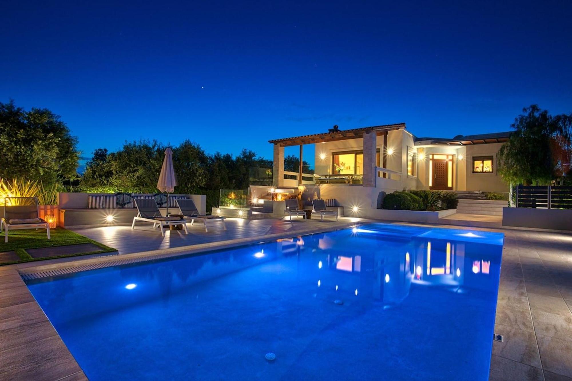 Villa Ampelaki - Premium Villa With Heated Pool Kounoupidhianá Exterior foto